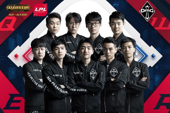 许多足球俱 许多足球俱